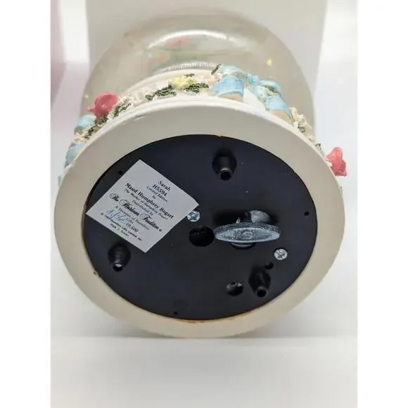Maud Humphrey Bogart Musical Snowglobe Sarah H5594 1990 Hamilton Gifts